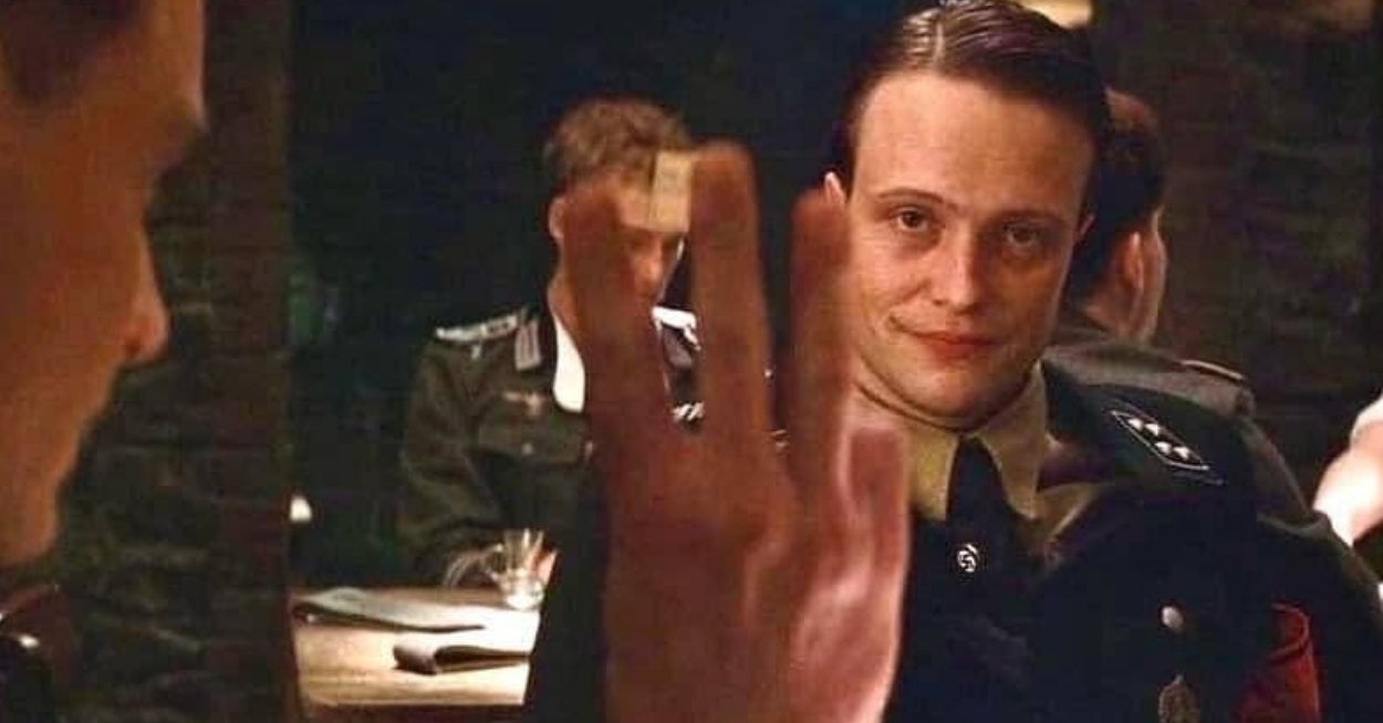 Top Tourist Tells: What Screams 'Foreigner' Abroad