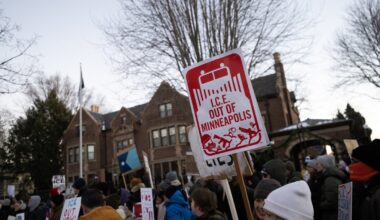 Swing voters in Arizona say they want to see ICE reformed : NPR