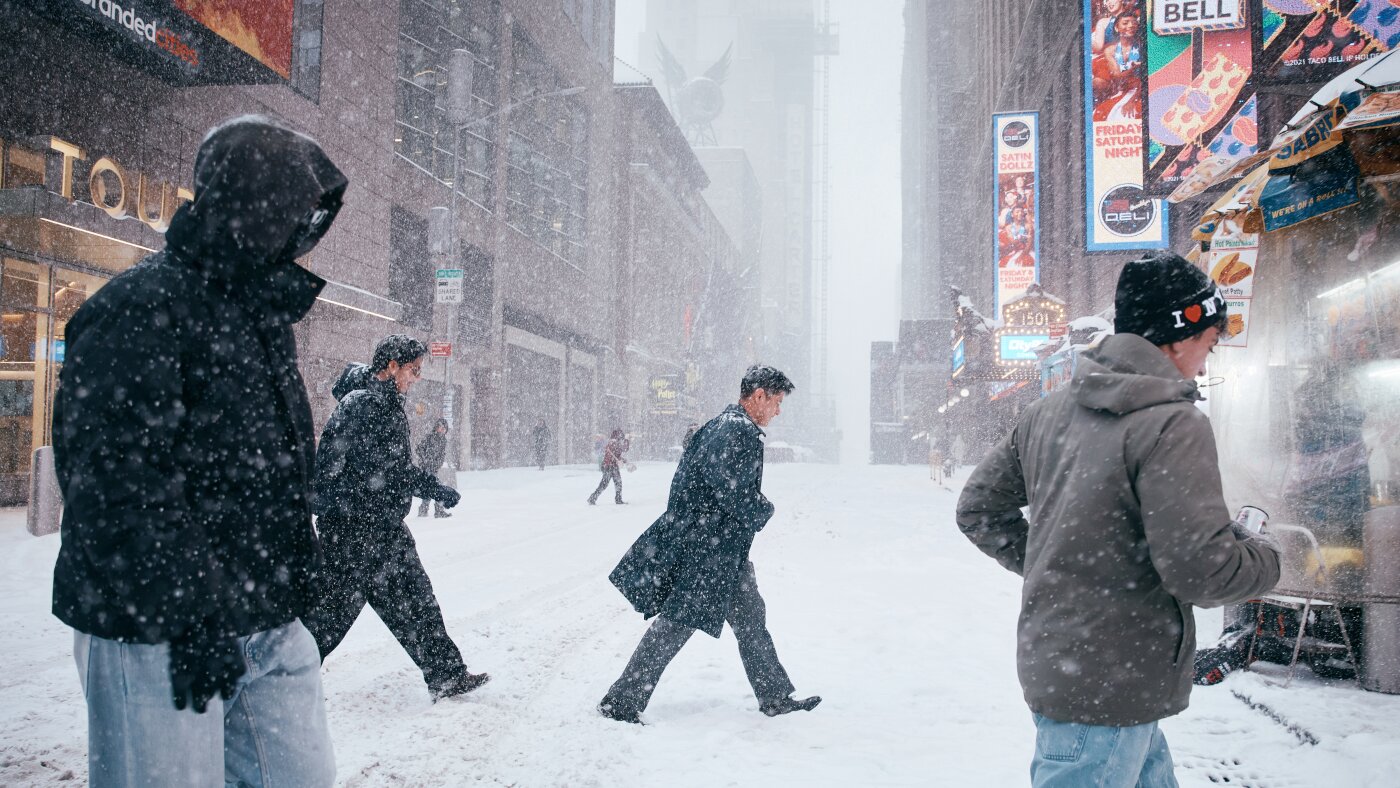 Blizzard conditions and high winds forecast for NYC, East coast : NPR