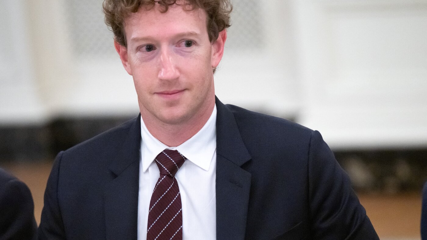 Mark Zuckerberg; Tricia McLaughlin; Iran-U.S.; CBS : NPR