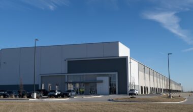 Kansas City developers halt sale of warehouse for ICE detention center as public pressure mounts | KCUR