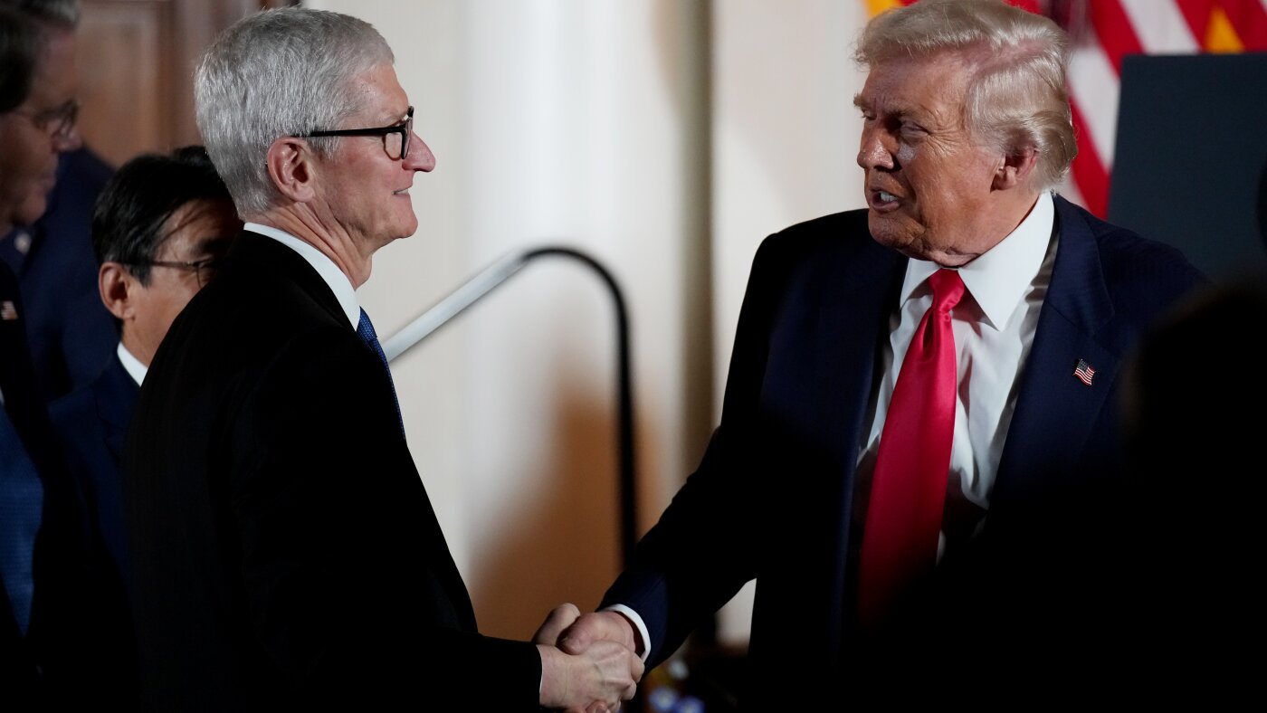 Senate Dems blast Trump over playing favorites with tariffs : NPR