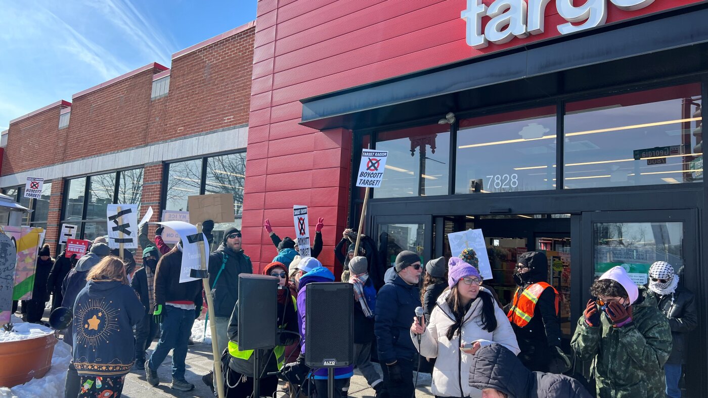 Demonstrators picket D.C. Target stores and demand “ICE Out” : NPR