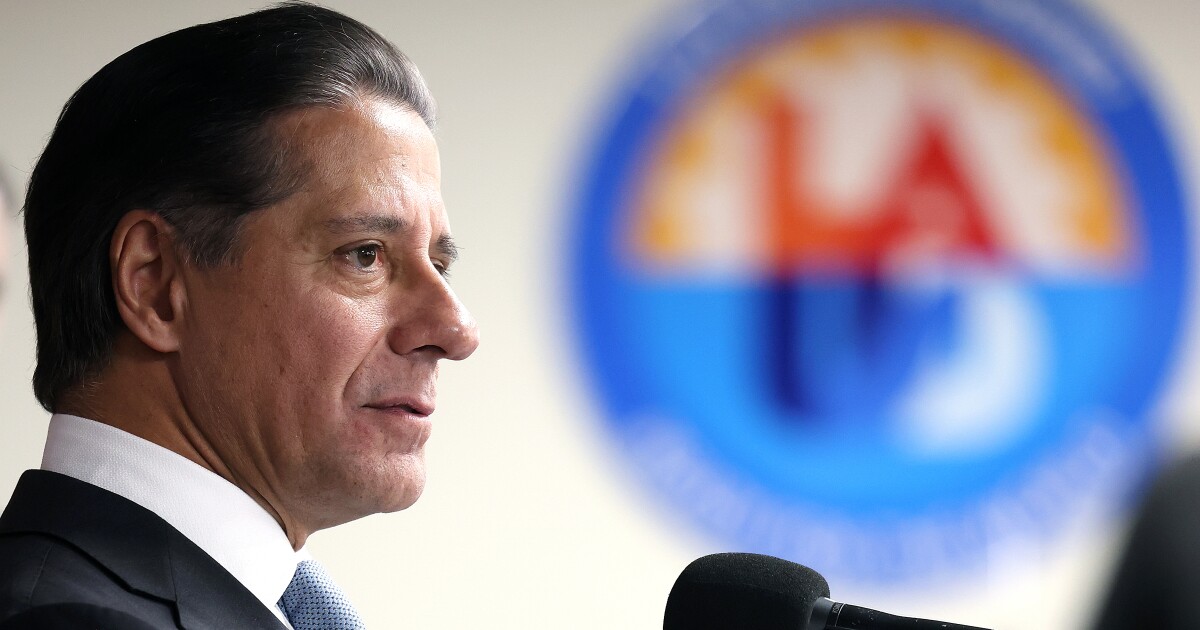 LAUSD board places superintendent on leave following federal searches