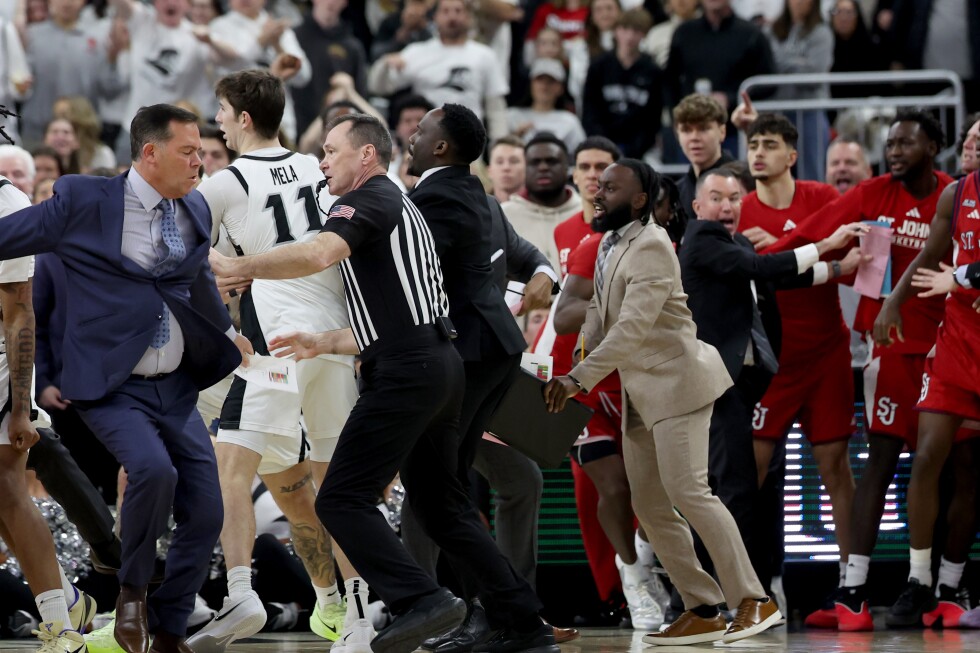 7 ejected after fight breaks out between No. 17 St. John's and Providence