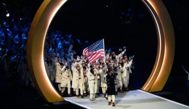 Cheers for Team USA turn to jeers for Vance at Milan Cortina opening ceremony