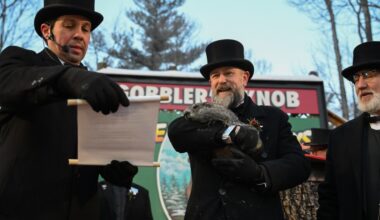 Groundhog Day live updates: Punxsutawney Phil sees his shadow, 6 more weeks of winter