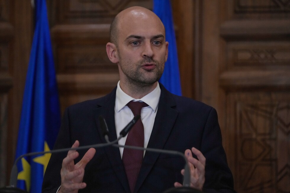 France will summon US ambassador over comments on activist's death