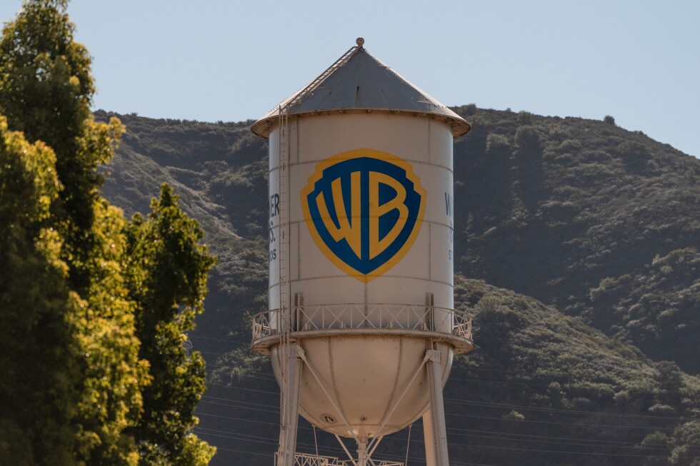 Warner Bros to reopen takeover talks with Paramount
