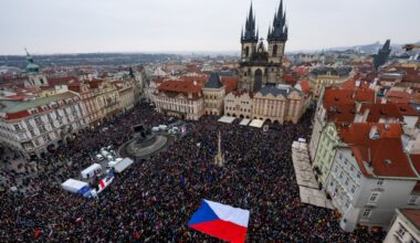 Czechs rally in support of President Petr Pavel over foreign minister dispute