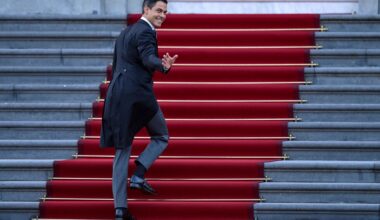 Rob Jetten becomes Netherlands' youngest prime minister in new coalition