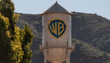 Paramount submits a new offer for Warner Bros in fight with Netflix for storied studio