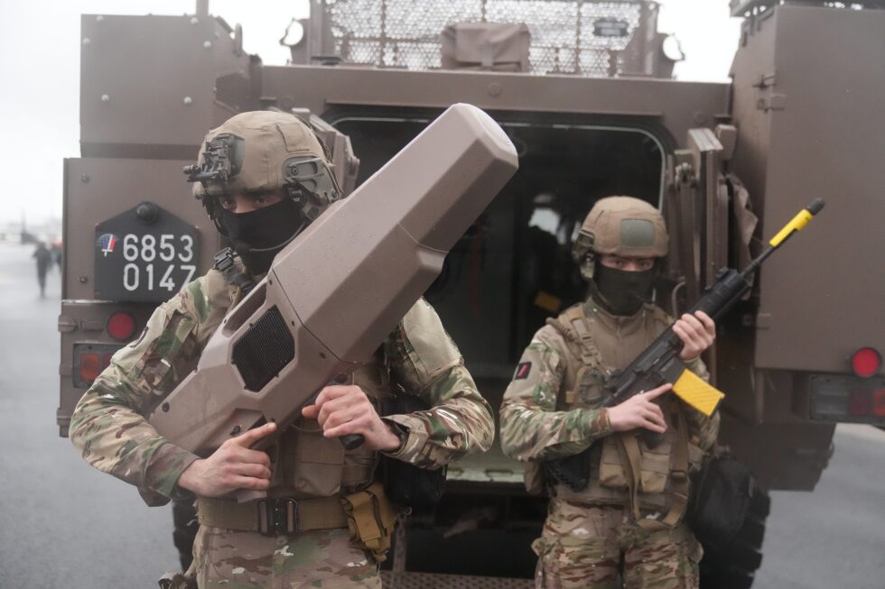 5 European nations pledge to make cheap drone defenses