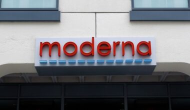 FDA will consider Moderna's mRNA flu vaccine after all