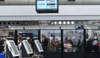 No clear path to ending the partial government shutdown