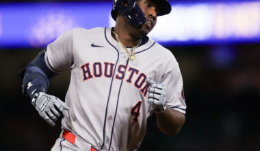 Blue Jays acquire Sánchez from Astros for Loperfido