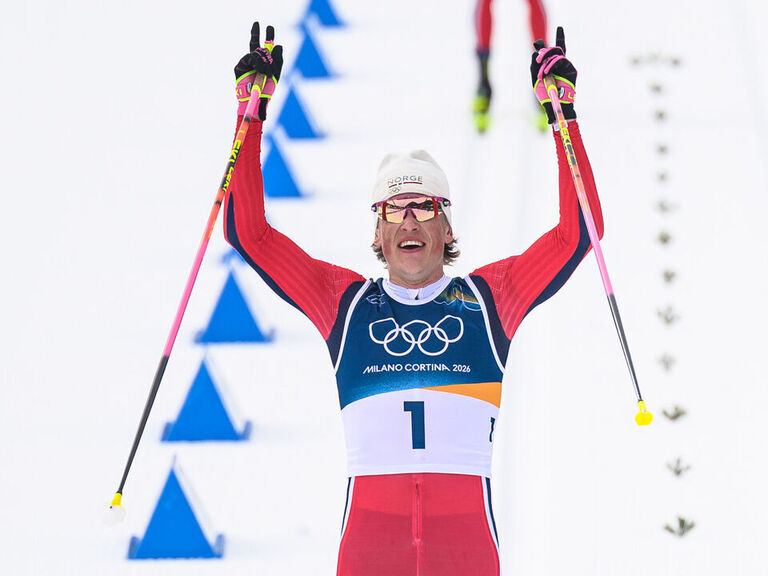 Klaebo becomes 1st athlete to win 6 golds at single Winter Games