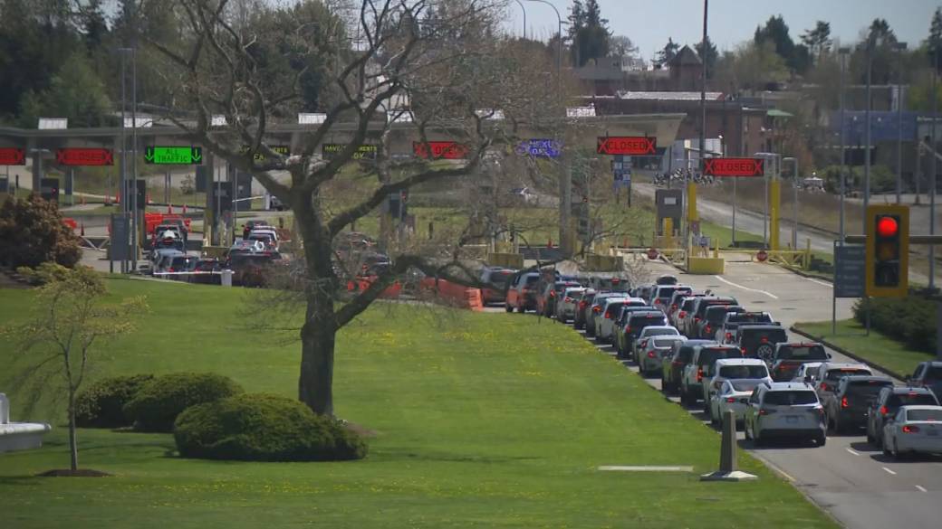 Click to play video: 'B.C. First Nations react to Indigenous advisory for travel to the U.S.'