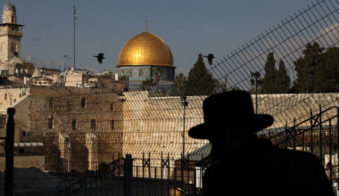Israel extends Al-Aqsa Mosque closure until mid-April 