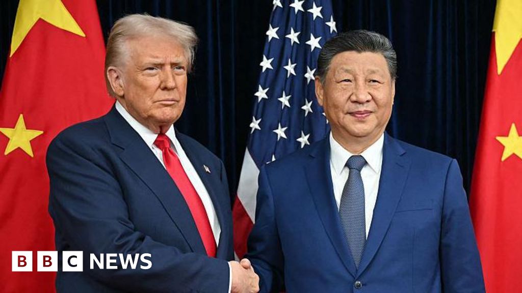 Iran war prompts Donald Trump to delay meeting Xi Jinping in China - BBC