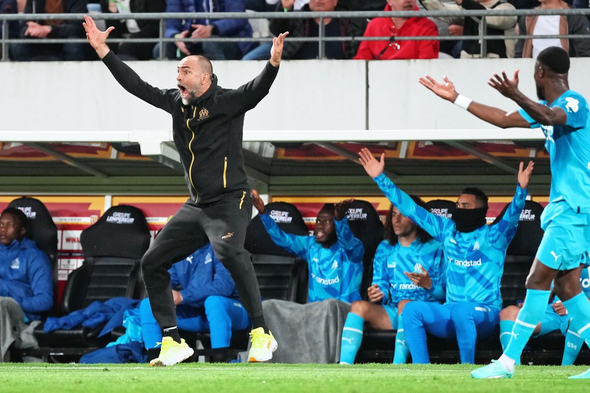 Igor Tudor, coach of Olympique de Marseille, reacts during the Ligue 1 match between RC Lens and Olympique Marseille at Stade Bollaert-Delelis on May 6, 2023