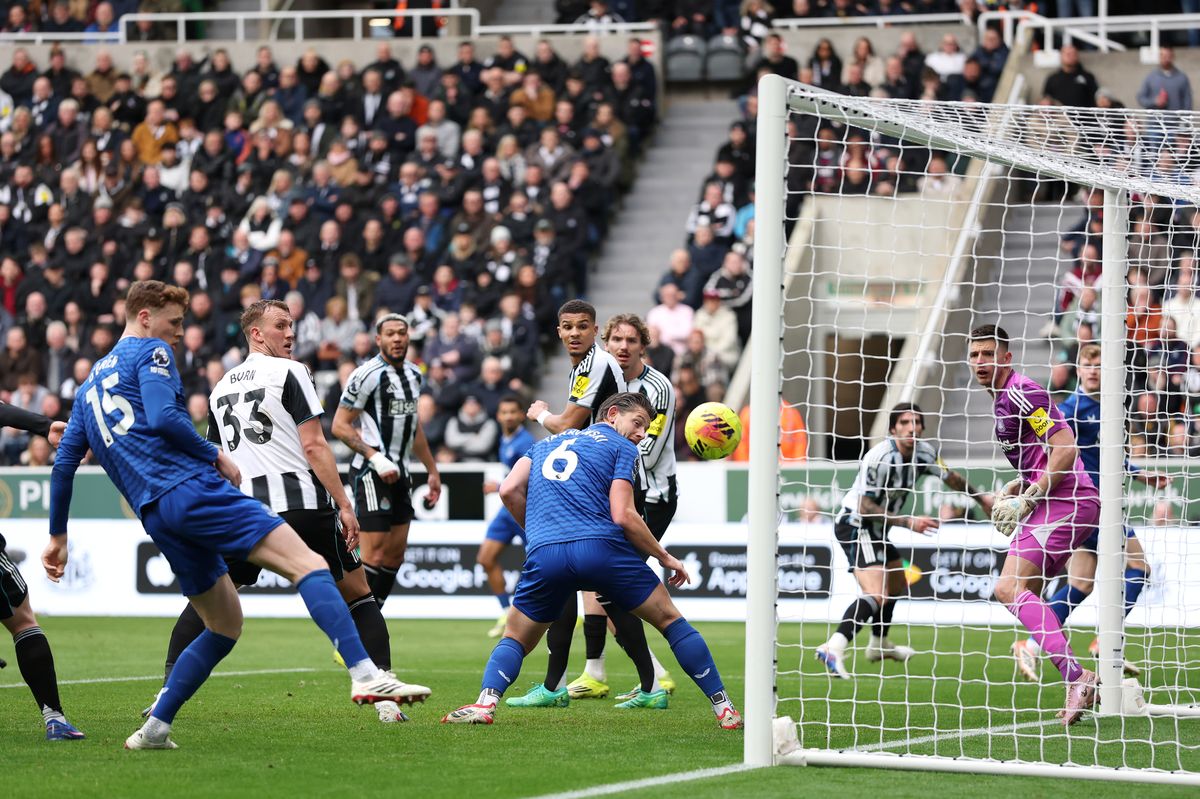 NEWCASTLE UPON TYNE, ENGLAND - FEBRUARY 28: James Tarkowski of Everton looks on, as Jarrad Branthwaite of Everton (obscured) scores his team's first goal during the Premier League match between Newcastle United and Everton at St James' Park on February 28, 2026 in Newcastle upon Tyne, England. (Photo by Stu Forster/Getty Images)