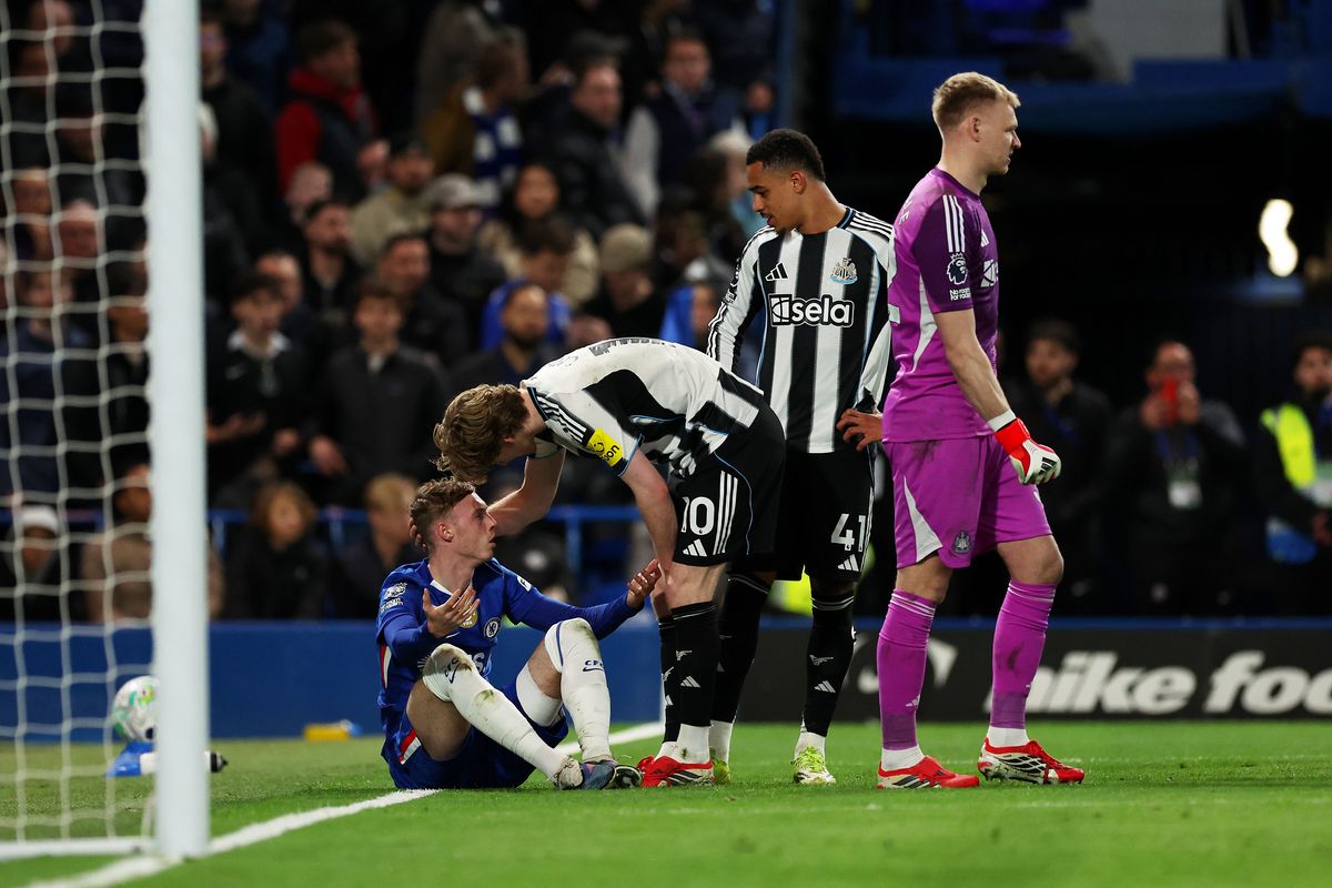 LONDON, ENGLAND - MARCH 14: Cole Palmer of Chelsea reacts after not getting a penalty during the Premier League match between Chelsea and Newcastle United at Stamford Bridge on March 14, 2026 in London, England. (Photo by Chris Lee - Chelsea FC/Chelsea FC via Getty Images)