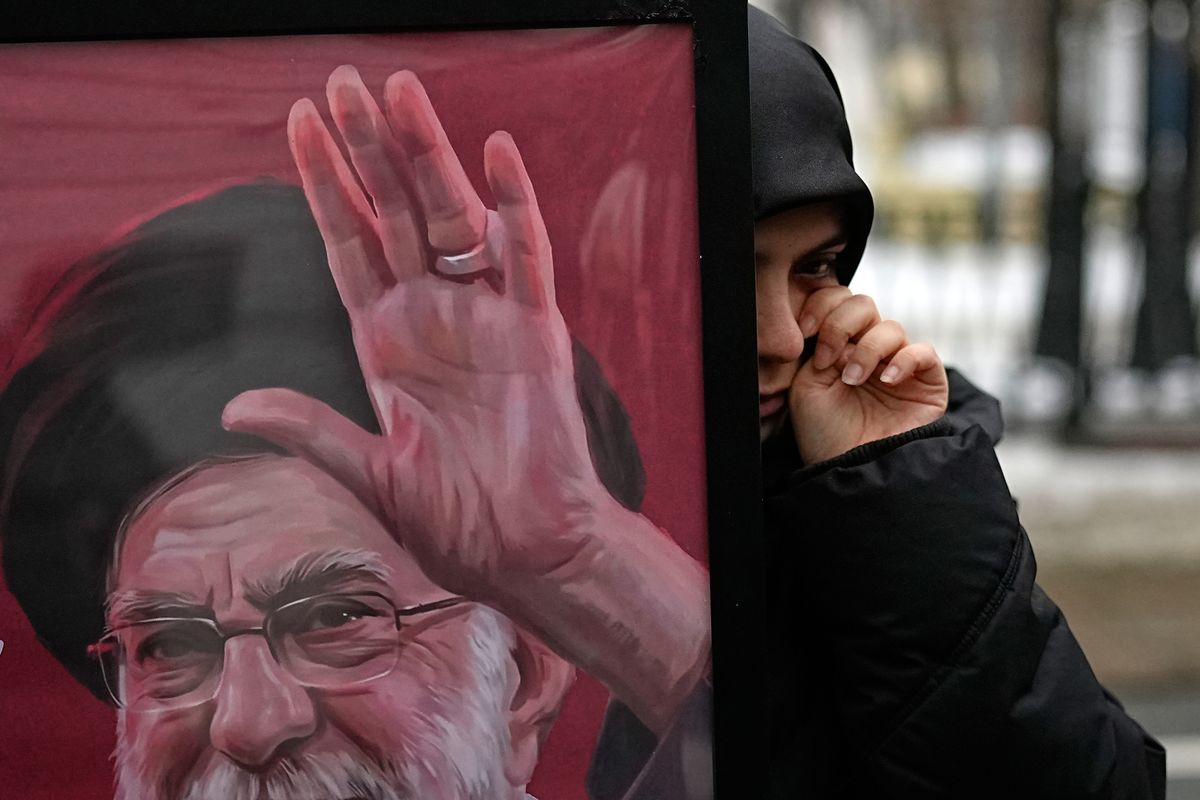 Supreme Leader Khamenei mourned at memorial