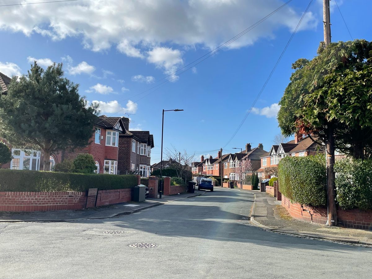 Birkdale Drive outside of school-run times