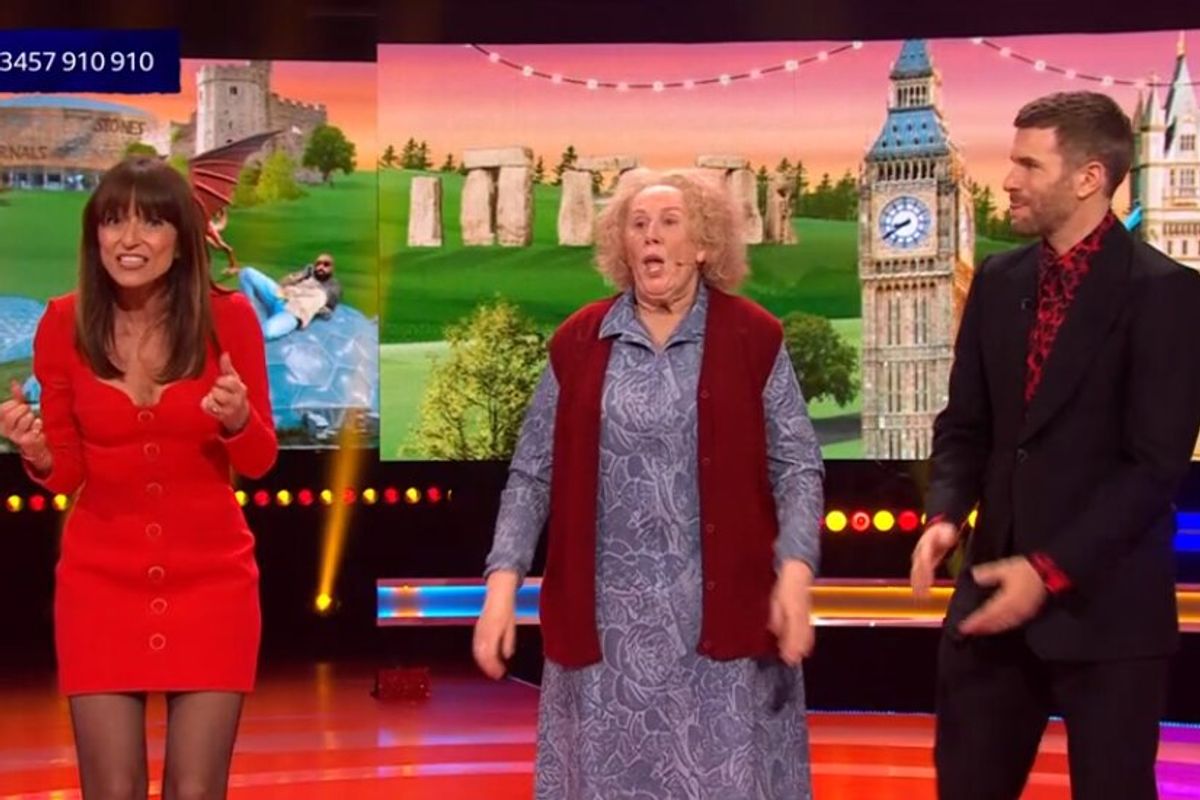 Catherine Tate introduced the evening broadcast