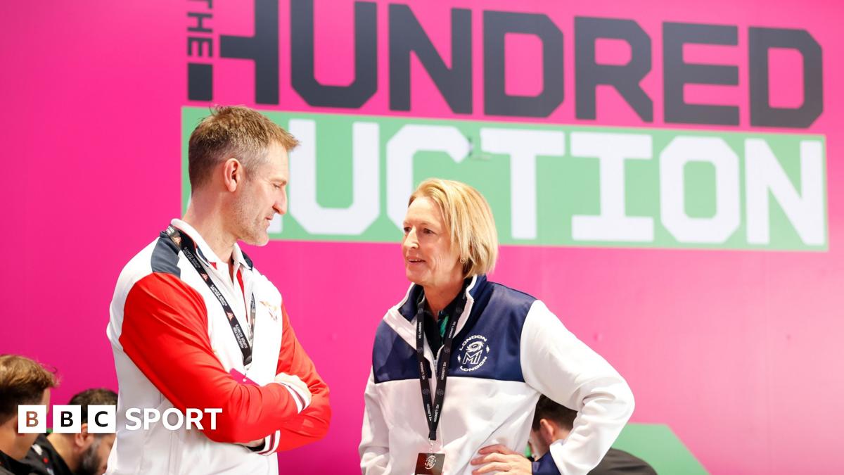 Column graphic of Grace Ballinger playing for Northern Superchargers