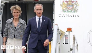 Carney to push his middle power strategy during Australia visit - BBC