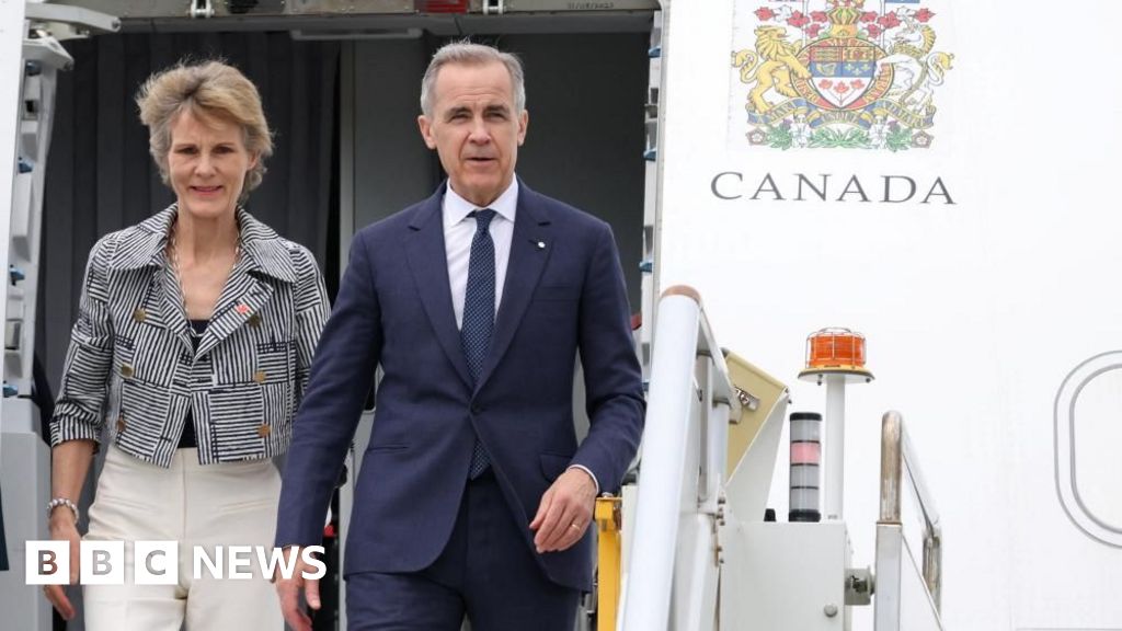 Carney to push his middle power strategy during Australia visit - BBC
