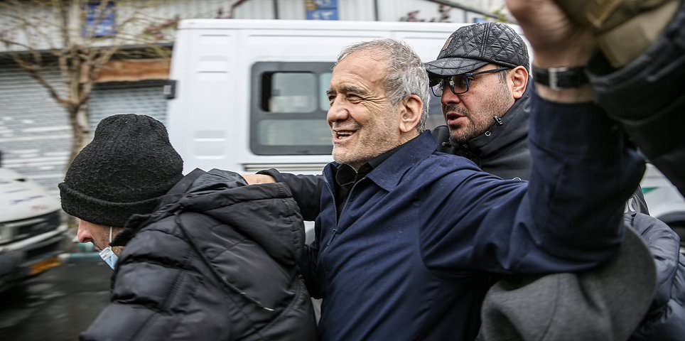 Thousands of defiant Iranians take to streets while leaders openly taunt Trump as he deploys 5,000 Marines into Hormuz tinderbox: Live updates