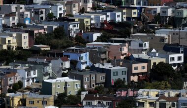 Mortgage rates jump sharply higher after Iran strikes, reversing last week's decline