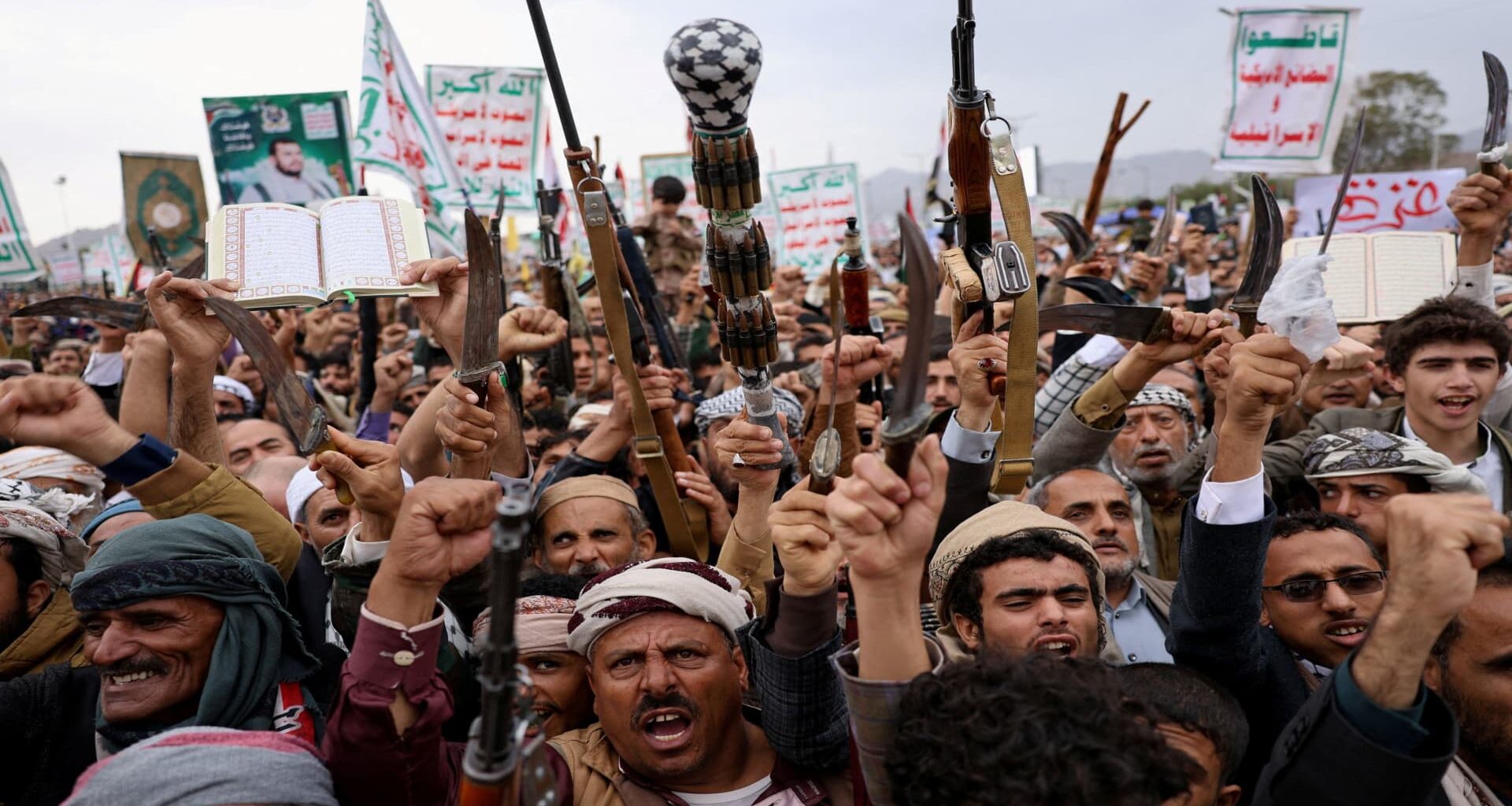 Yemen's Houthis launch Israel strike, the first of the Iran war