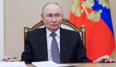 Trump says he thinks Putin is helping Iran