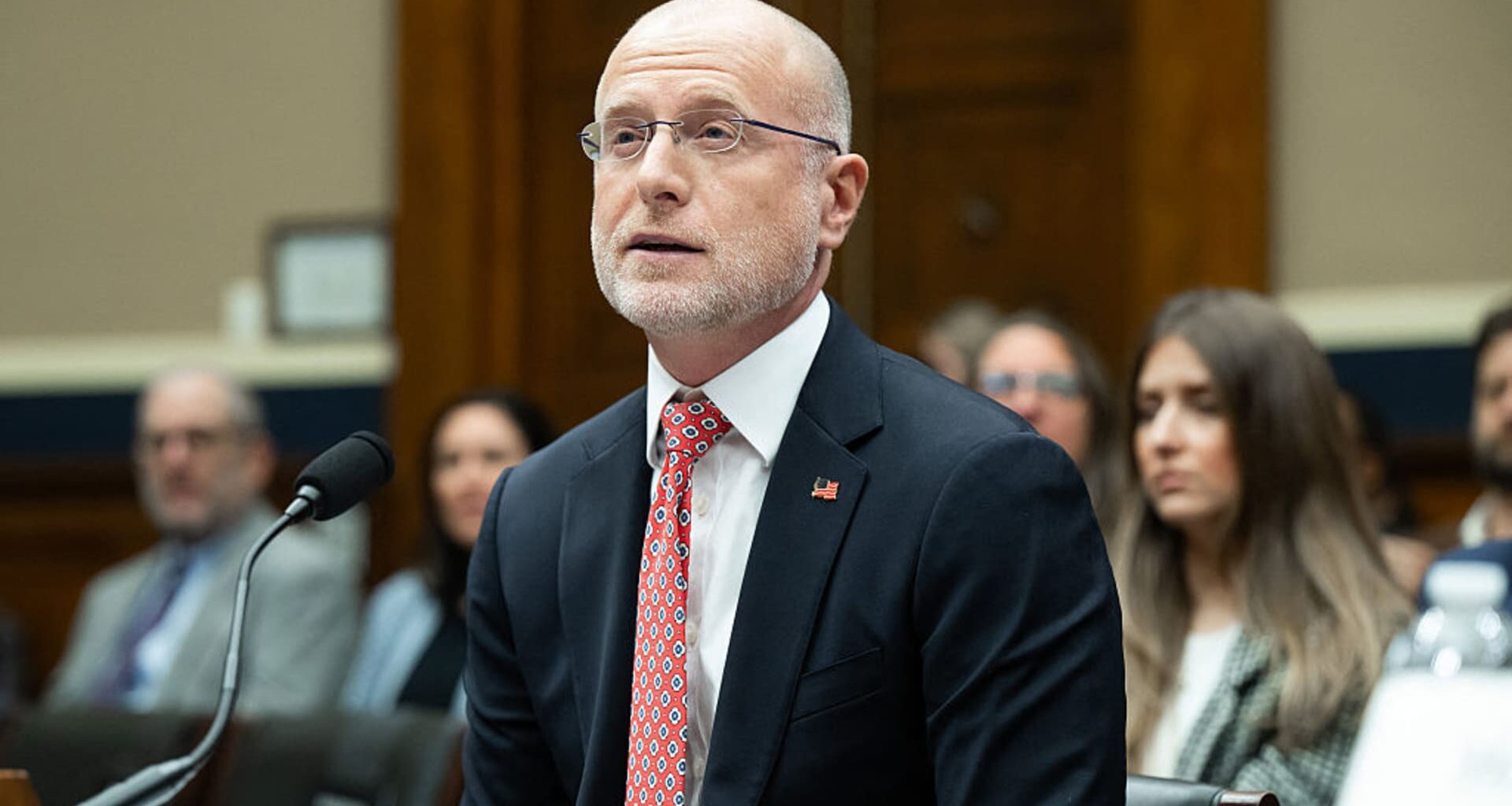 FCC chair Carr slams broadcasters after Trump disputes tanker reports