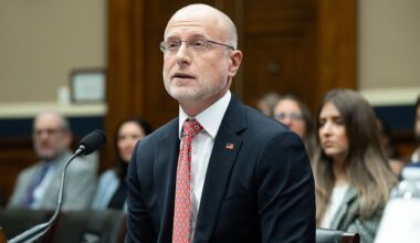 FCC chair Carr slams broadcasters after Trump disputes tanker reports