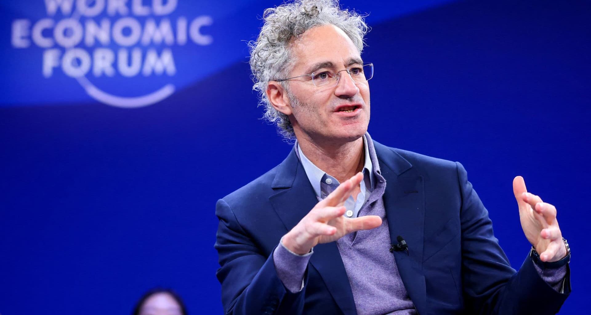 Palantir stock jumps 15% in week on Iran war boosts, Anthropic muted