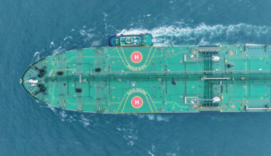 Oil supertanker rates soar as insurers drop war risk protection