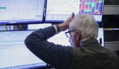 Cramer tells investors to ‘sit on your hands’ as U.S.-Iran war rattles stocks