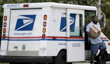 U.S. Postal Service seeks 8% fuel surcharge for package deliveries