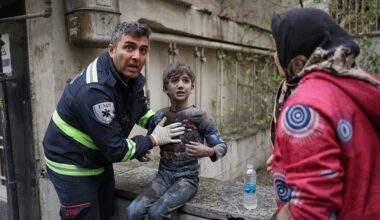 Iran wary of diplomacy with the US amid reports of planned ground offensive