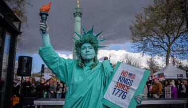 Huge crowds protest against Trump on 'No Kings' day in the US and abroad