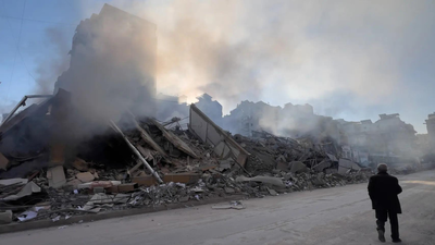 Iran Unleashes Kheybar Shekan Missiles On Tel Aviv As Sirens Wail Across Israel | Watch