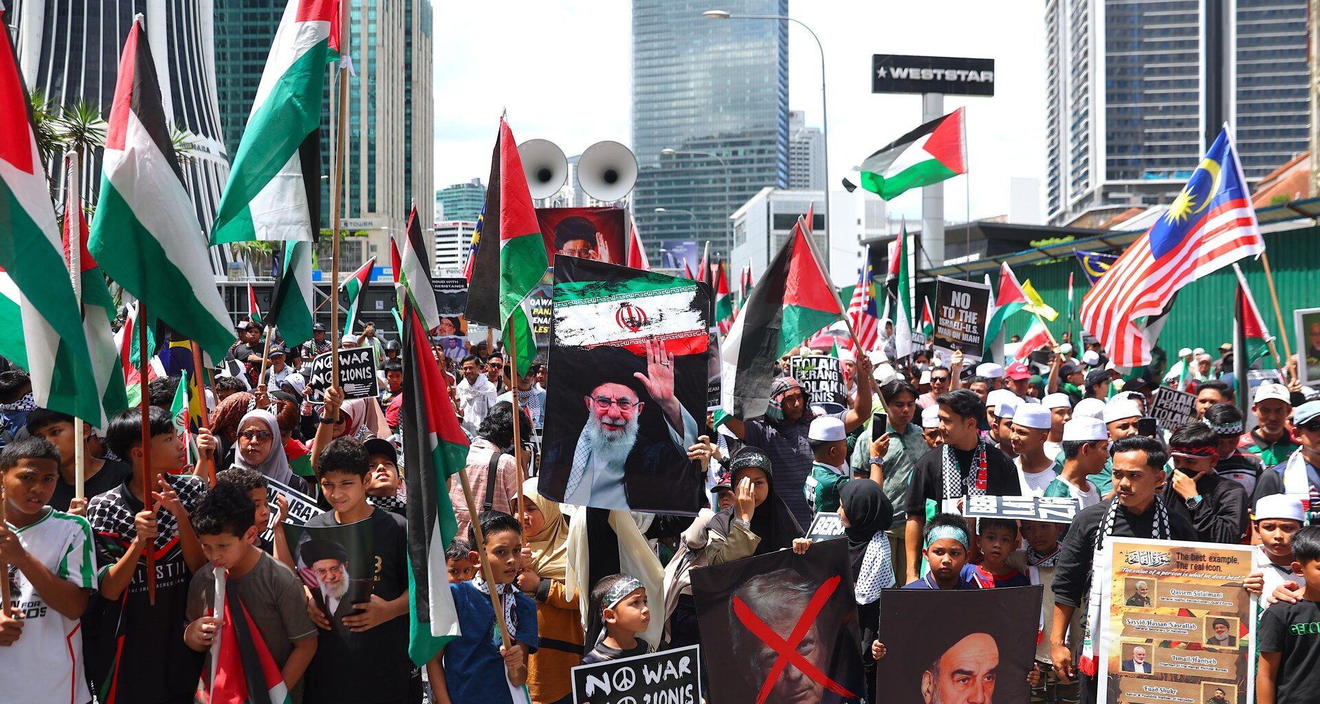 Thousands march worldwide in solidarity with Palestine, Iran on al-Quds Day | US-Israel war on Iran News