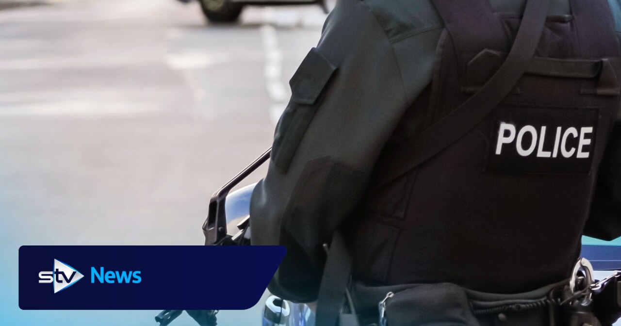 Man arrested after armed police respond to 'stabbing' near primary schools in Paisley