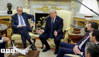 Trump threatens to halt trade with Spain over military base access - BBC