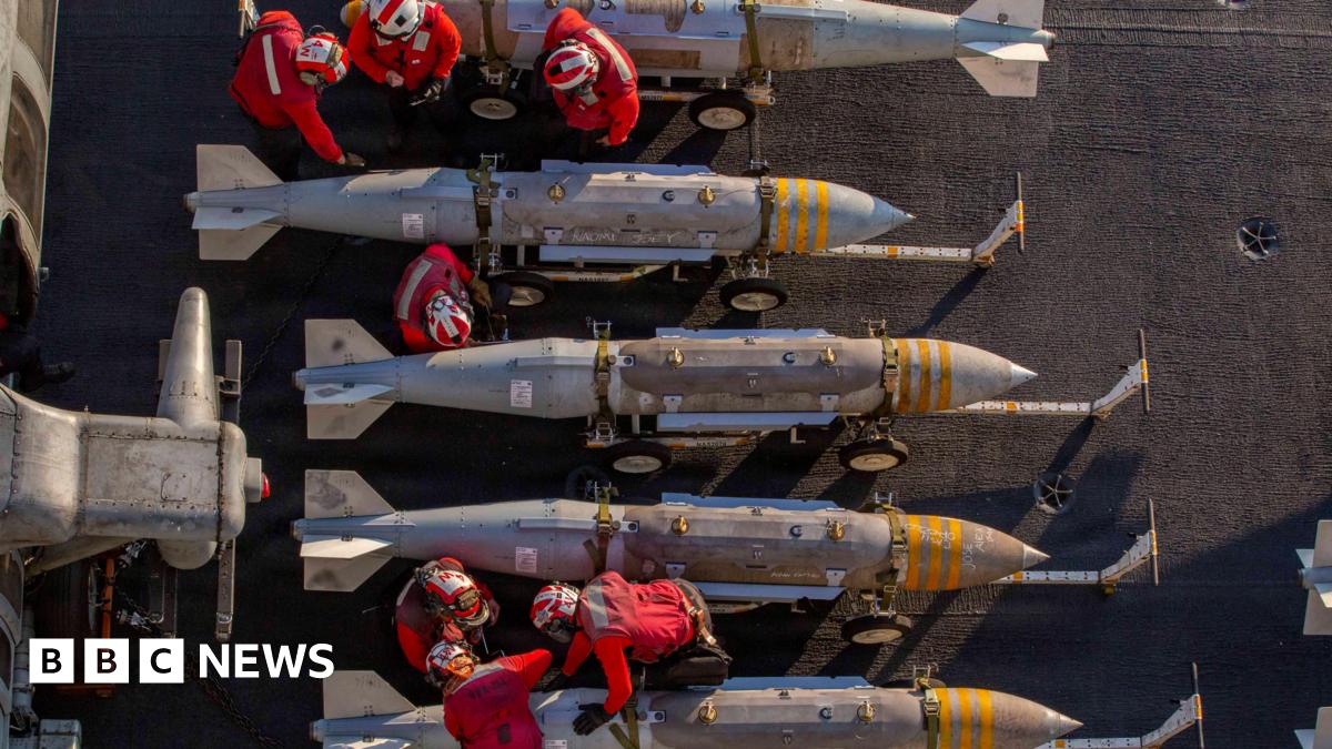 Graphic explaining how Israel’s patriot missile system works. The sequence is as follows: Radar scans sky to detect and locate incoming enemy threat, control station guides missiles to target and can alter timing of detonation, missile launcher holds up to 16 missiles, which can be fired in less than nine seconds. Source: Raytheon Company